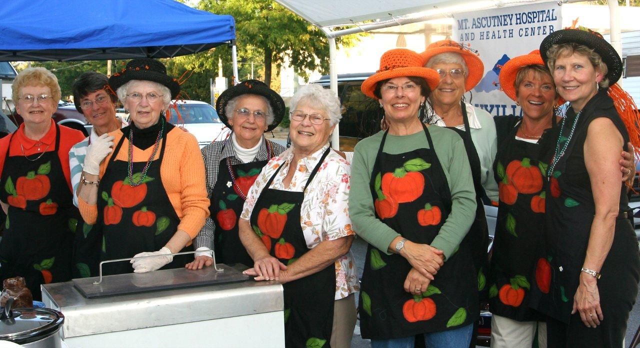 Mt. Ascutney auxiliary volunteers at fall festival